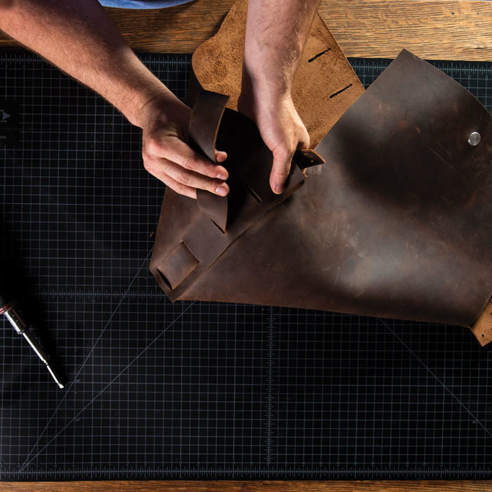 leather-bag-making-kit-man-crates