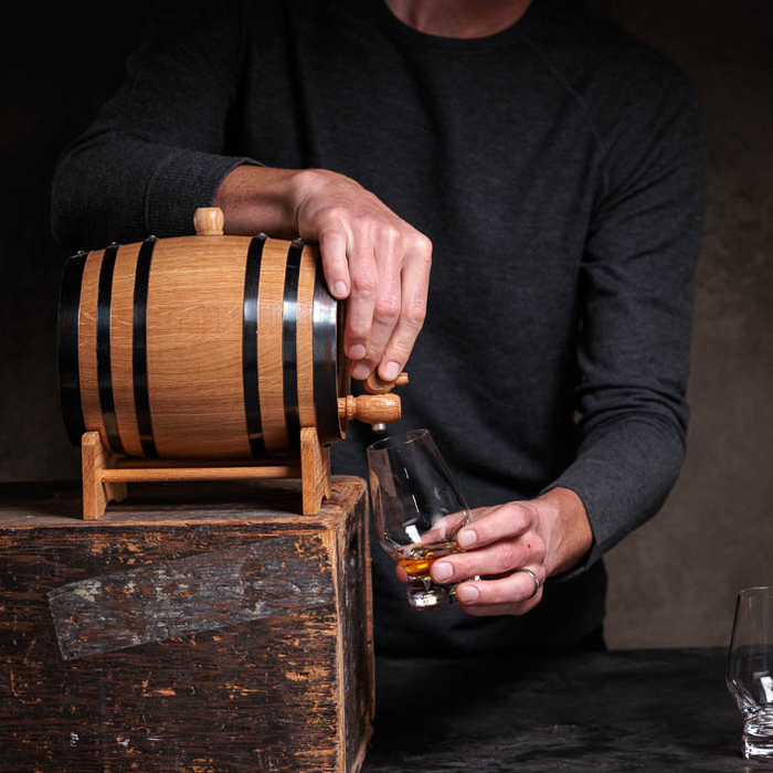 Craftly DO YOUR WHISKY - DIY Whiskey Making Kit