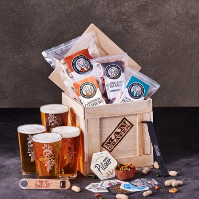 Awesome personalized pint set for beer lovers.