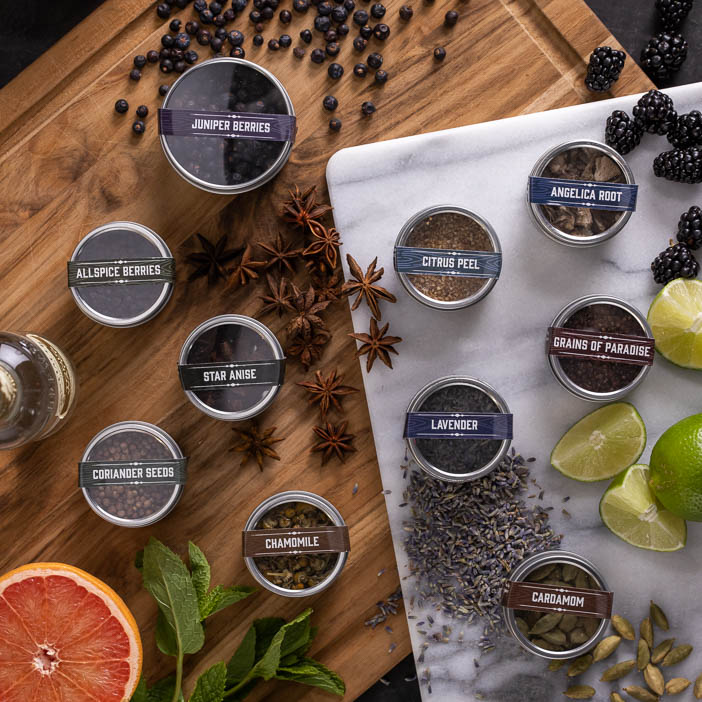 Blends of spices and flavors is an awesome DIY gift for men.